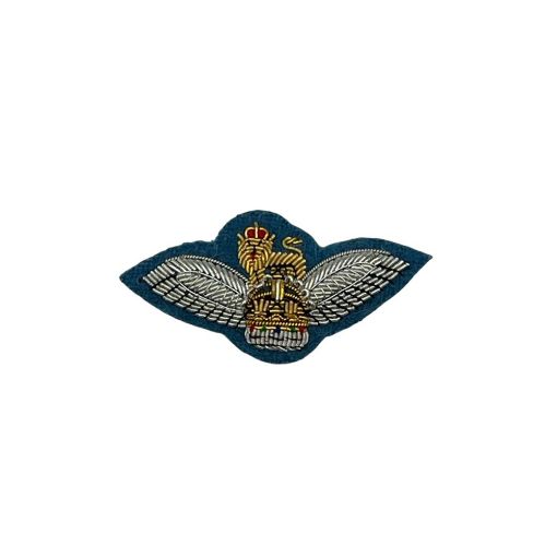 Picture of The Army Air Corps Mess Dress - SNCO Pilot Wings with Cambridge Blue B/G - Tudor Crown
